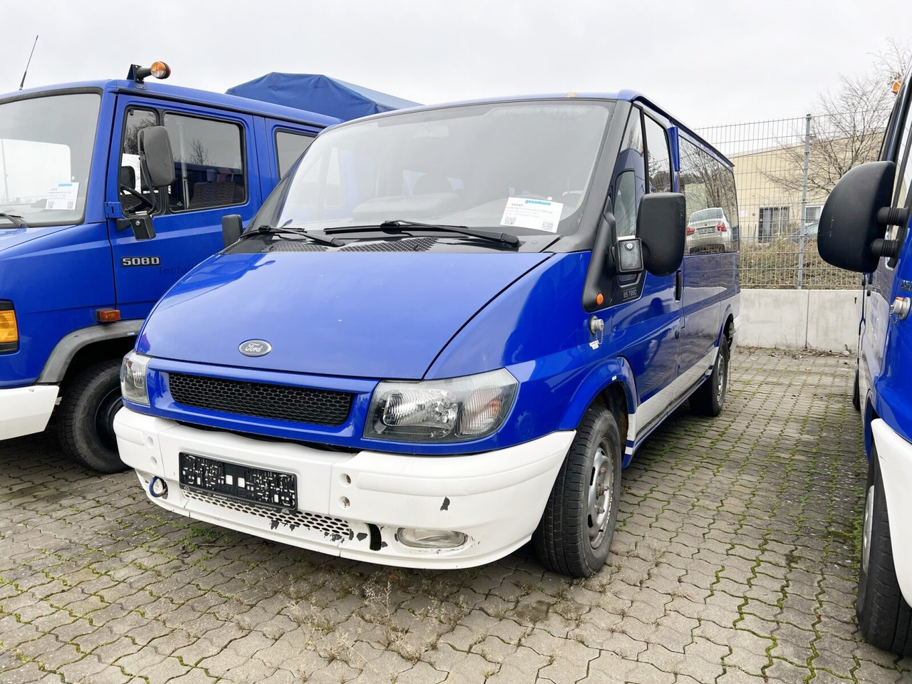 Ford Ford Transit 2,0 TDE 4x2 Ford Transit 2,0 TDE 4x2, EX-THW, 6 Sitze - Duplakabinos kisteherautó: 1 kép. Ford Ford Transit 2,0 TDE 4x2 Ford Transit 2,0 TDE 4x2, EX-THW, 6 Sitze - Duplakabinos kisteherautó: 1 kép.