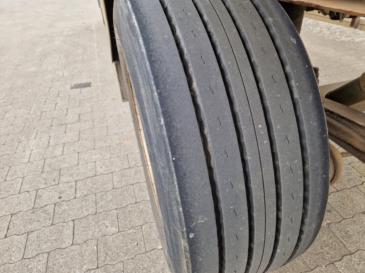 Multiliftes/ Konténerszállító pótkocsi HKM G18 EL 5,0 G18 EL 5,0 Abrollanhänger: 7 kép. Multiliftes/ Konténerszállító pótkocsi HKM G18 EL 5,0 G18 EL 5,0 Abrollanhänger: 7 kép.