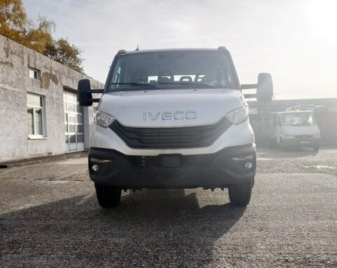 Iveco Daily 72C18H/P DK 4x2 Daily 72C18H/P DK 4x2, Nebenantrieb - Alvaz teherautó: 5 kép. Iveco Daily 72C18H/P DK 4x2 Daily 72C18H/P DK 4x2, Nebenantrieb - Alvaz teherautó: 5 kép.