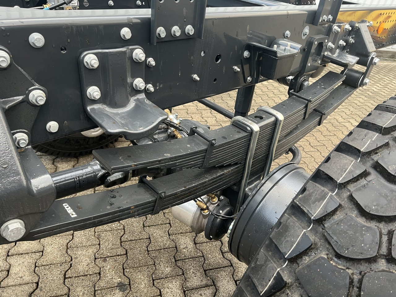 Iveco EuroCargo ML150E24 WS 4x4 EuroCargo ML150E24 WS 4x4, Euro3, mehrfach Vorhanden! - Alvaz teherautó: 4 kép. Iveco EuroCargo ML150E24 WS 4x4 EuroCargo ML150E24 WS 4x4, Euro3, mehrfach Vorhanden! - Alvaz teherautó: 4 kép.