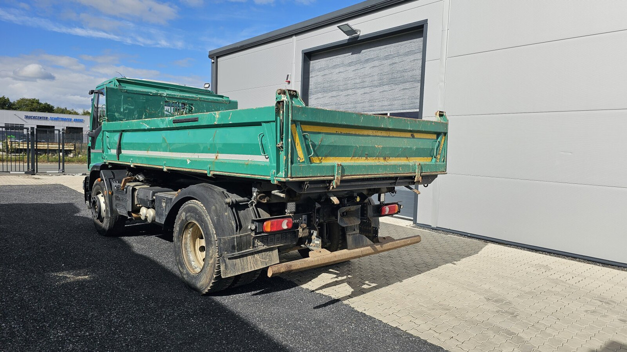 Iveco ML180E32/P 4x2 ML180E32/P 4x2 - Billenőplatós teherautó: 4 kép. Iveco ML180E32/P 4x2 ML180E32/P 4x2 - Billenőplatós teherautó: 4 kép.