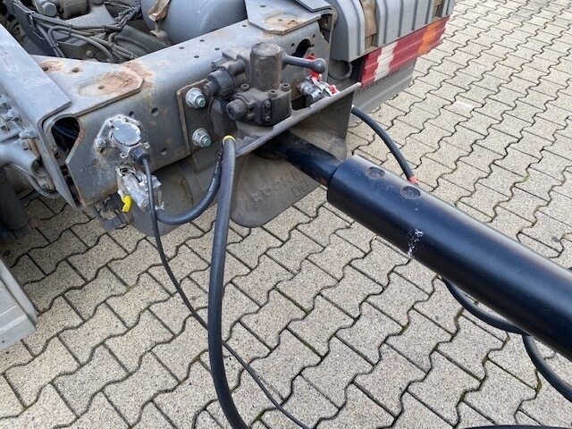 Krone AZW 18 AZW 18 - Pótkocsi dobozos: 3 kép. Krone AZW 18 AZW 18 - Pótkocsi dobozos: 3 kép.