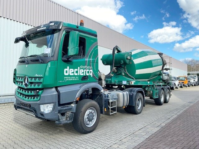 LIEBHERR Betonmischer ca. 10m³ LIEBHERR Betonmischer ca. 10m³, 6x Vorhanden! - Betonkeverő félpótkocsi: 3 kép. LIEBHERR Betonmischer ca. 10m³ LIEBHERR Betonmischer ca. 10m³, 6x Vorhanden! - Betonkeverő félpótkocsi: 3 kép.