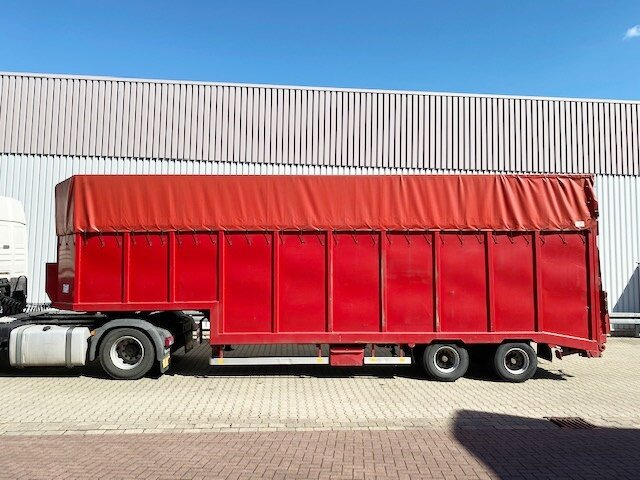 Langendorf SATUE 20/24 SATUE 20/24 mit durchgehender hydr. Rampe - Félpótkocsi mélybölcsős: 5 kép. Langendorf SATUE 20/24 SATUE 20/24 mit durchgehender hydr. Rampe - Félpótkocsi mélybölcsős: 5 kép.