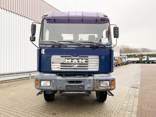 MAN T40 26.364/414 6x4, 6-Zylinder T40 26.364/414 6x4, 6-Zylinder - Alvaz teherautó: 4 kép. MAN T40 26.364/414 6x4, 6-Zylinder T40 26.364/414 6x4, 6-Zylinder - Alvaz teherautó: 4 kép.