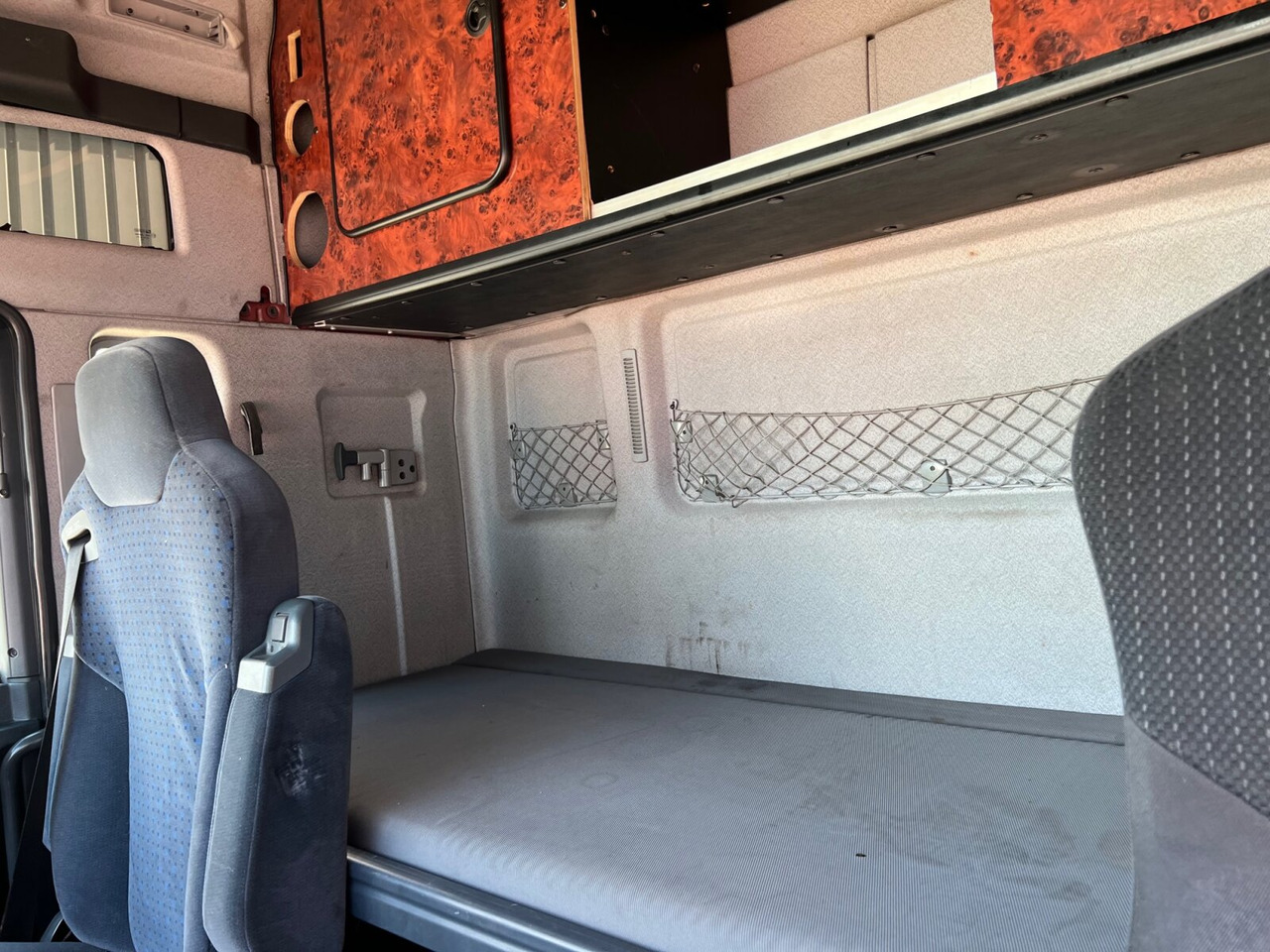 MAN TGA 26.440 6X2-2 LL TGA 26.440 6X2-2 LL, Intarder, Liftachse, LBW BÄR unterfaltbar lízing MAN TGA 26.440 6X2-2 LL TGA 26.440 6X2-2 LL, Intarder, Liftachse, LBW BÄR unterfaltbar: 6 kép.