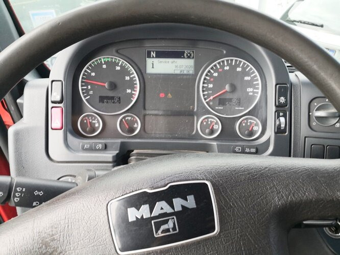 MAN TGL 12.180 4x2 BB Doka TGL 12.180 4x2 BB Doka - Billenőplatós teherautó: 2 kép. MAN TGL 12.180 4x2 BB Doka TGL 12.180 4x2 BB Doka - Billenőplatós teherautó: 2 kép.