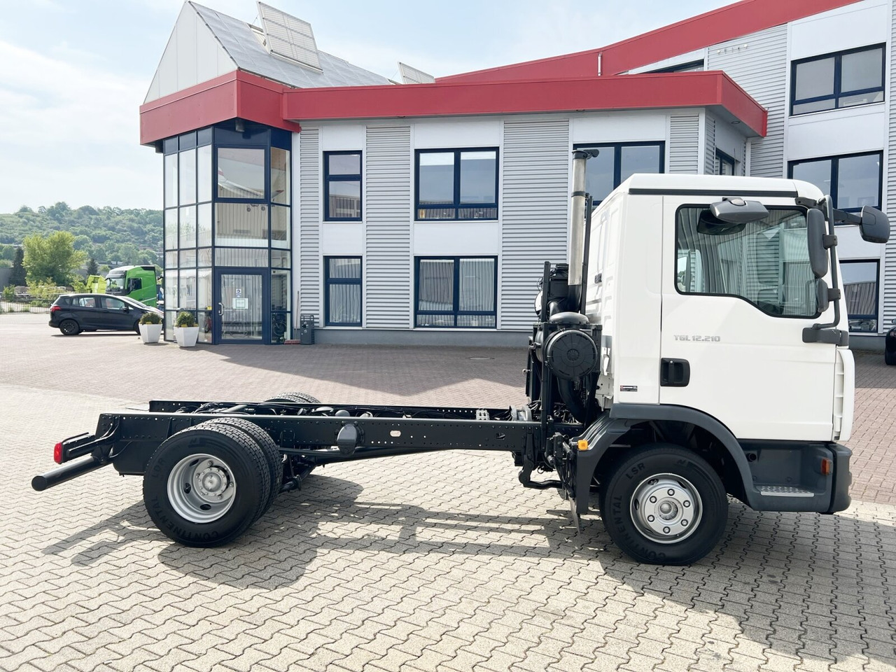 Új Alvaz teherautó MAN TGL 12.210 4X2 BL TGL 12.210 4X2 BL: 9 kép.