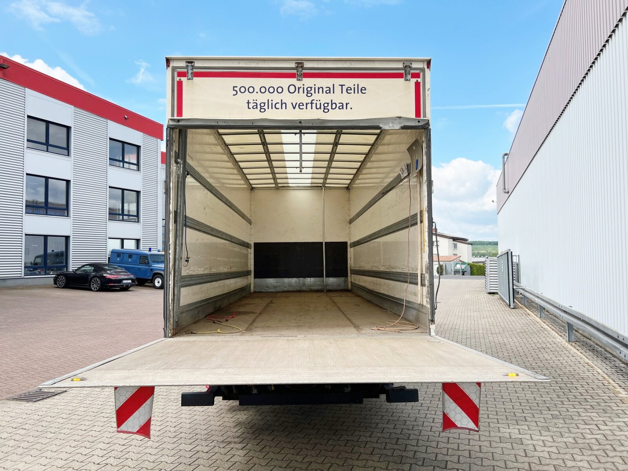 Dobozos felépítményű teherautó MAN TGL 12.220 4X2 BL TGL 12.220 4X2 BL mit MBB LBW 1500K: 12 kép.