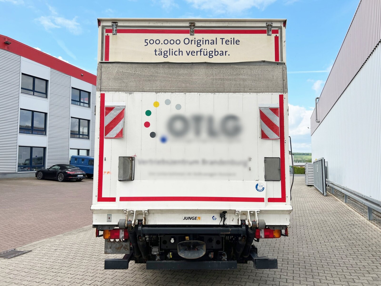 Dobozos felépítményű teherautó MAN TGL 12.220 4X2 BL TGL 12.220 4X2 BL mit MBB LBW 1500K: 11 kép.