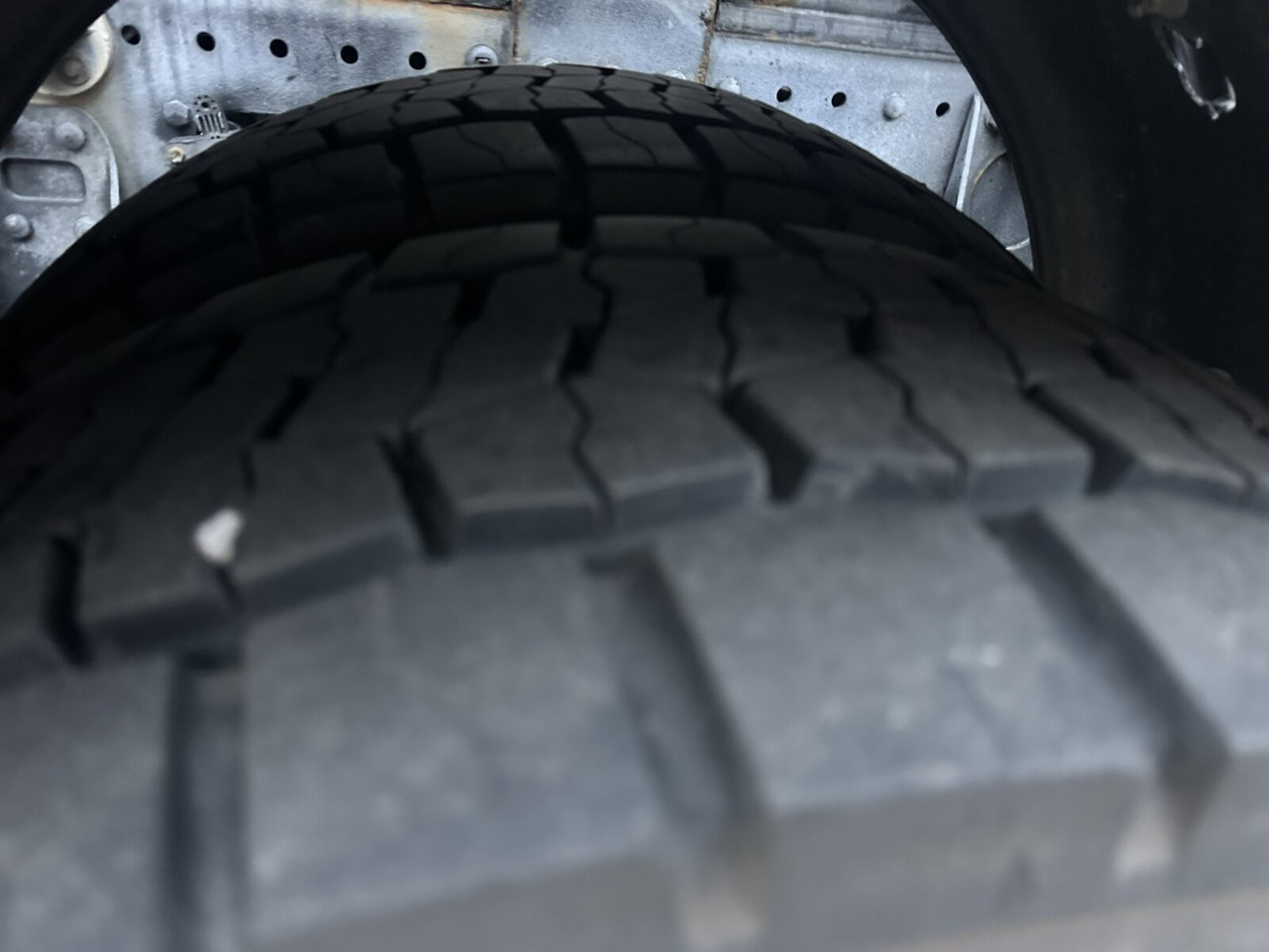 MAN TGL 12.250 4x2 BL TGL 12.250 4x2 BL, Palfinger Abroller P 07-25MPA, 2xAHK-ÖL - Horgos rakodó teherautó: 4 kép. MAN TGL 12.250 4x2 BL TGL 12.250 4x2 BL, Palfinger Abroller P 07-25MPA, 2xAHK-ÖL - Horgos rakodó teherautó: 4 kép.