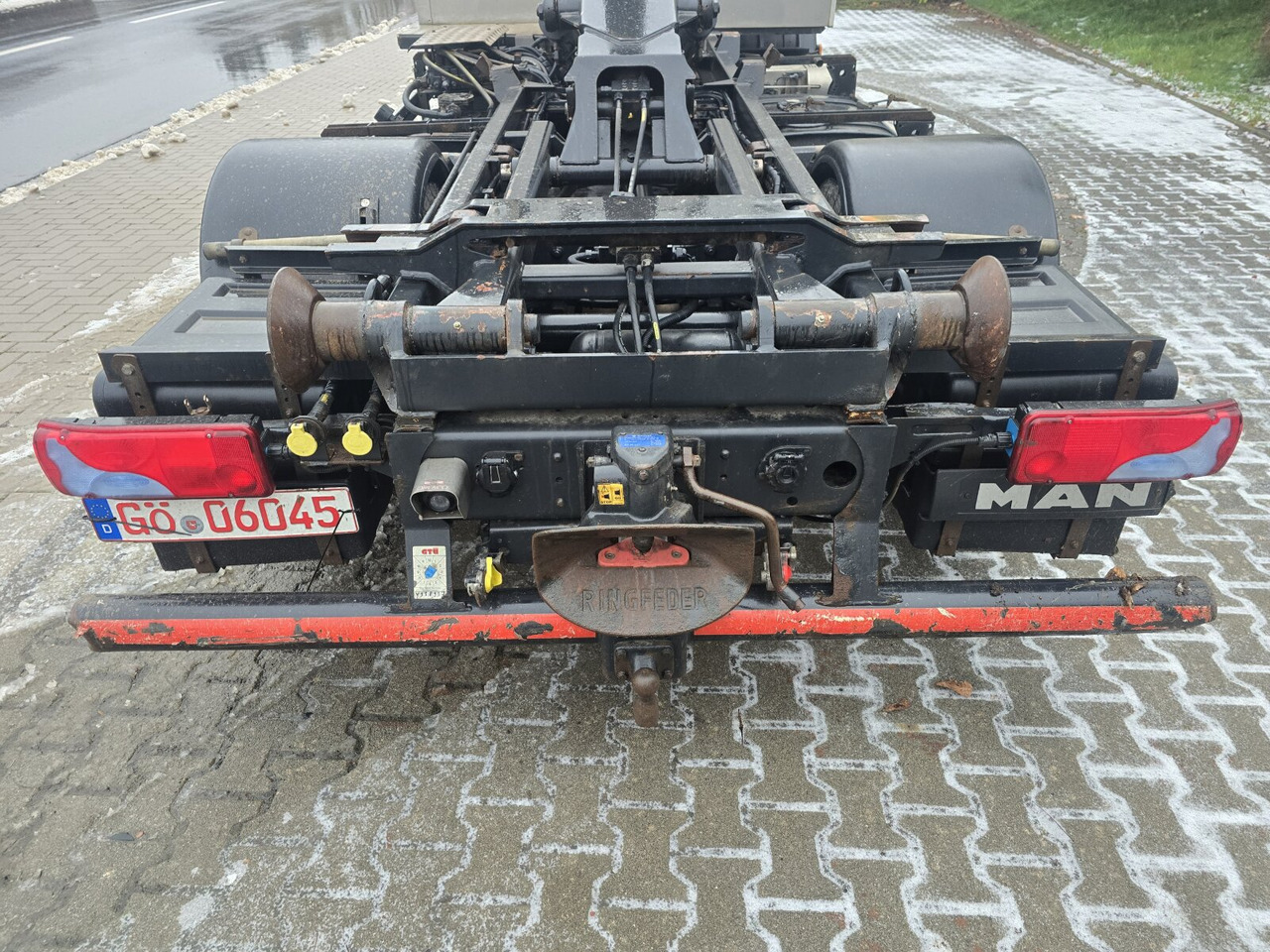 MAN TGL 12.250 BL/4x2 TGL 12.250 BL/4x2, Palfinger Abroller P 07-25MPA, 2xAHK-ÖL - Horgos rakodó teherautó: 5 kép. MAN TGL 12.250 BL/4x2 TGL 12.250 BL/4x2, Palfinger Abroller P 07-25MPA, 2xAHK-ÖL - Horgos rakodó teherautó: 5 kép.