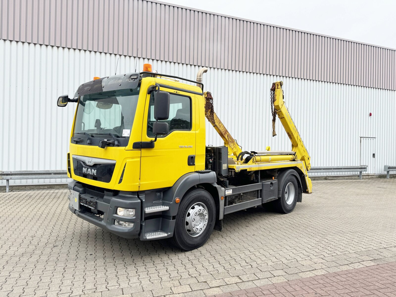 Konténerszállító MAN TGM 18.290 4x2 BL TGM 18.290 4x2 BL, Meiller Teleabsetzkipper, Funk: 7 kép. Konténerszállító MAN TGM 18.290 4x2 BL TGM 18.290 4x2 BL, Meiller Teleabsetzkipper, Funk: 7 kép.