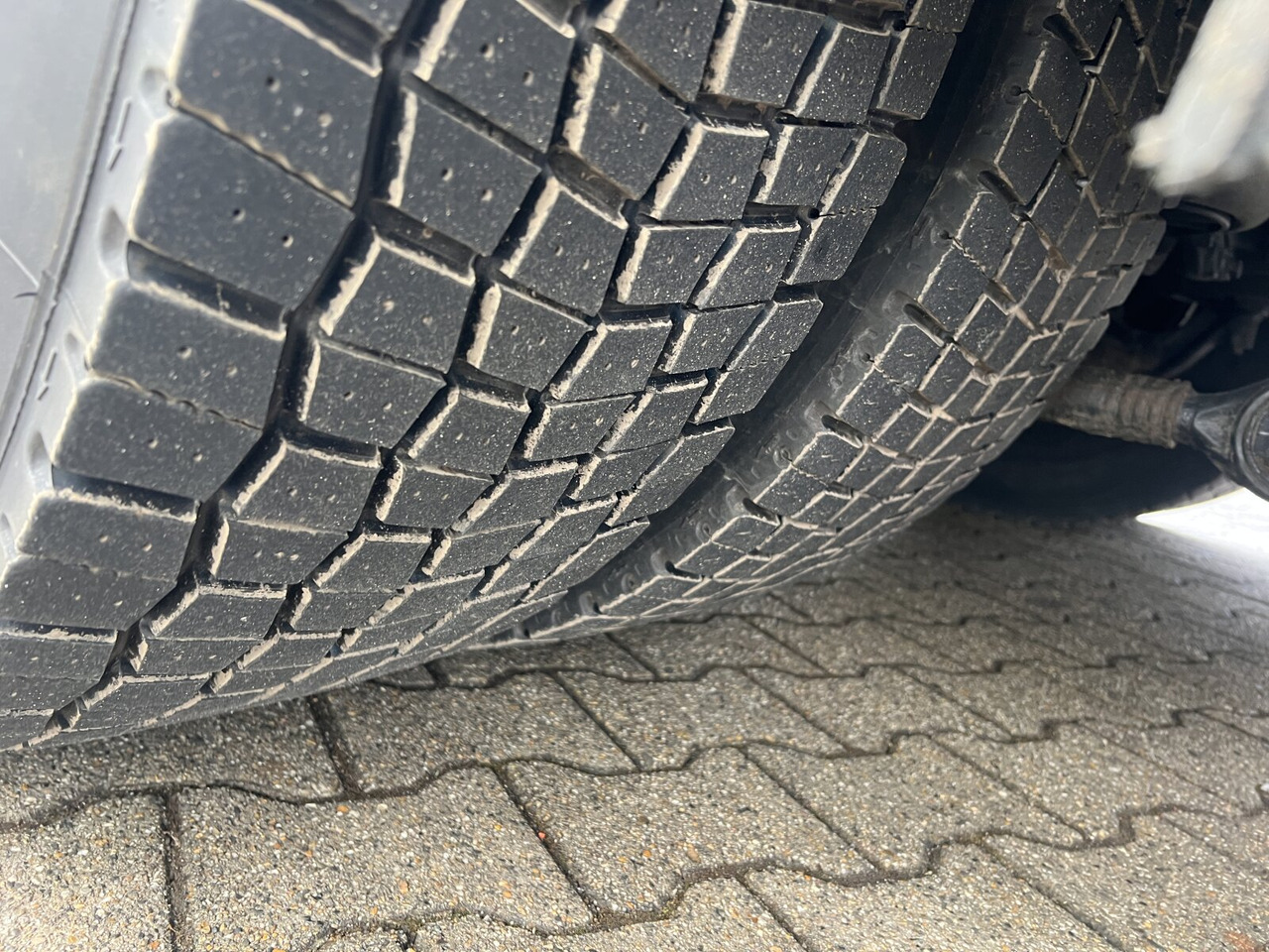 MAN TGS 26.400 6x2-4 LL TGS 26.400 6x2-4 LL, Navi, Lenk-/Liftachse, Heckkran Palfinger PK20001-K B, Funk - Darus autó, Platós teherautó: 5 kép. MAN TGS 26.400 6x2-4 LL TGS 26.400 6x2-4 LL, Navi, Lenk-/Liftachse, Heckkran Palfinger PK20001-K B, Funk - Darus autó, Platós teherautó: 5 kép.