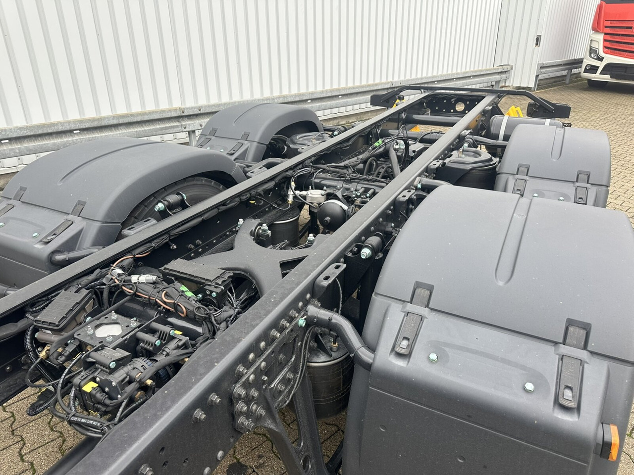 MAN TGS 26.440 6x2-4 LL CH TGS 26.440 6x2-4 LL CH, Lenk-/Liftachse, Navi, LED - Alvaz teherautó: 4 kép. MAN TGS 26.440 6x2-4 LL CH TGS 26.440 6x2-4 LL CH, Lenk-/Liftachse, Navi, LED - Alvaz teherautó: 4 kép.