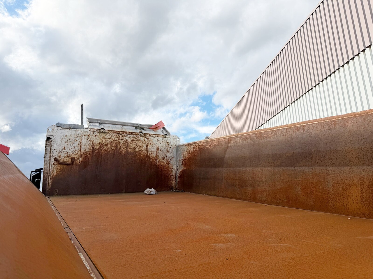 MAN TGS 26.540 6x4 BL TGS 26.540 6x4 BL, Intarder, Bordmatik - Billenőplatós teherautó: 2 kép. MAN TGS 26.540 6x4 BL TGS 26.540 6x4 BL, Intarder, Bordmatik - Billenőplatós teherautó: 2 kép.