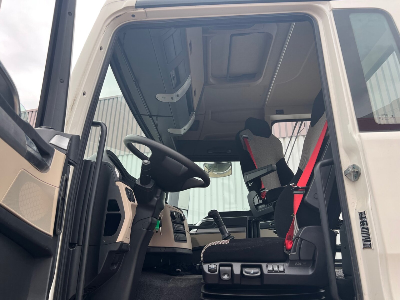 MAN TGS 33.360 6x4 BB TGS 33.360 6x4 BB, Häckslerkabine, NMV Nebenantrieb - Alvaz teherautó: 2 kép. MAN TGS 33.360 6x4 BB TGS 33.360 6x4 BB, Häckslerkabine, NMV Nebenantrieb - Alvaz teherautó: 2 kép.