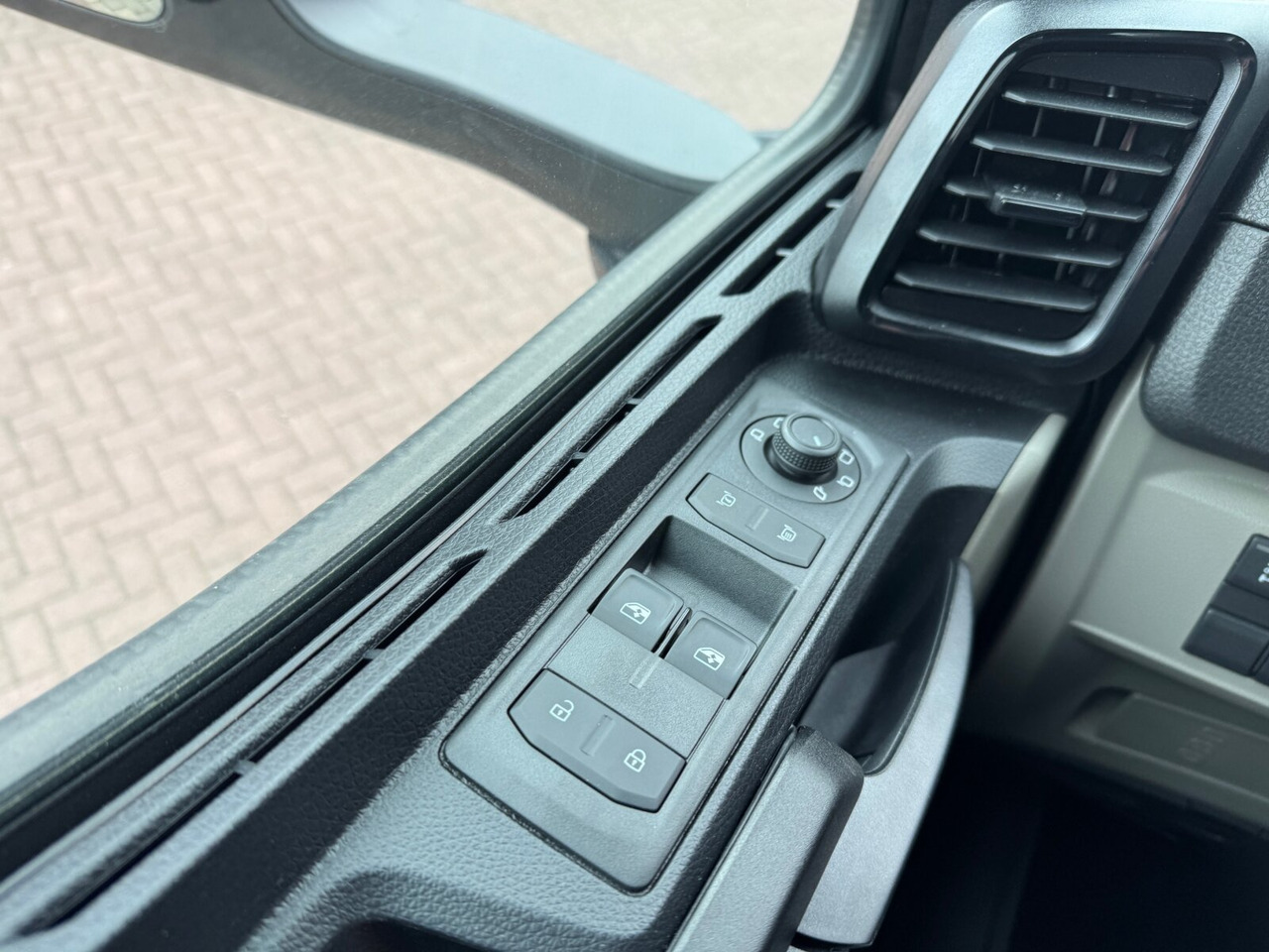 MAN TGS 33.440 6x4 BB TGS 33.440 6x4 BB, Alu-Bordwände, mehrfach vorhanden! - Billenőplatós teherautó: 4 kép. MAN TGS 33.440 6x4 BB TGS 33.440 6x4 BB, Alu-Bordwände, mehrfach vorhanden! - Billenőplatós teherautó: 4 kép.