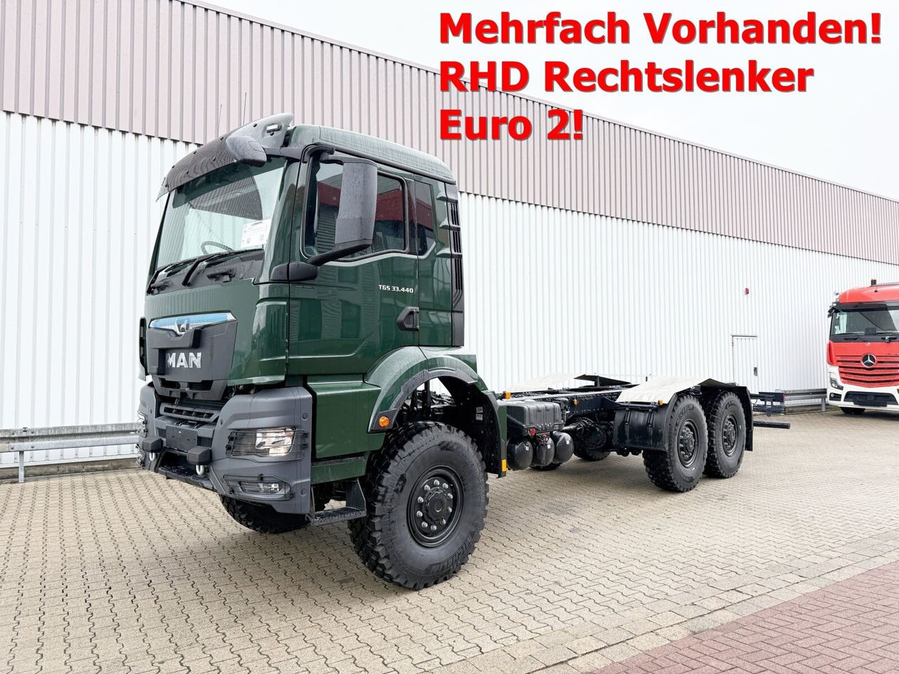 MAN TGS 33.440 6x6 BB CH RHD TGS 33.440 6x6 BB CH RHD, Euro2, Rechtslenker, Einzelbereifung - Alvaz teherautó: 1 kép. MAN TGS 33.440 6x6 BB CH RHD TGS 33.440 6x6 BB CH RHD, Euro2, Rechtslenker, Einzelbereifung - Alvaz teherautó: 1 kép.