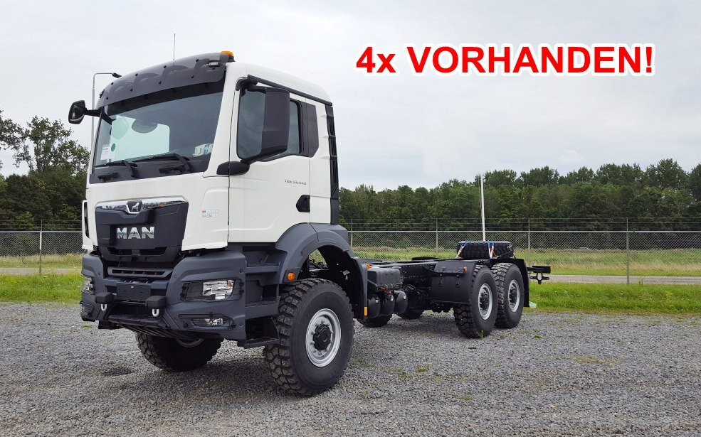 MAN TGS 33.440 6x6 BB CH TGS 33.440 6x6 BB CH, Euro2, Einzelbereifung, 4x vorhanden! - Alvaz teherautó: 1 kép. MAN TGS 33.440 6x6 BB CH TGS 33.440 6x6 BB CH, Euro2, Einzelbereifung, 4x vorhanden! - Alvaz teherautó: 1 kép.