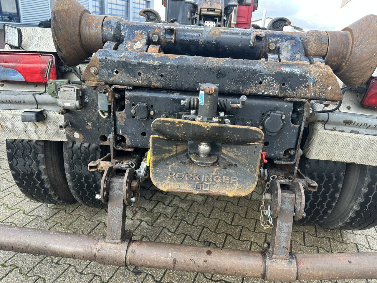 MAN TGS 35.480 8X4 BL TGS 35.400 8x4 BL, Schub-Knick bis 6,5m Container - Horgos rakodó teherautó: 4 kép. MAN TGS 35.480 8X4 BL TGS 35.400 8x4 BL, Schub-Knick bis 6,5m Container - Horgos rakodó teherautó: 4 kép.