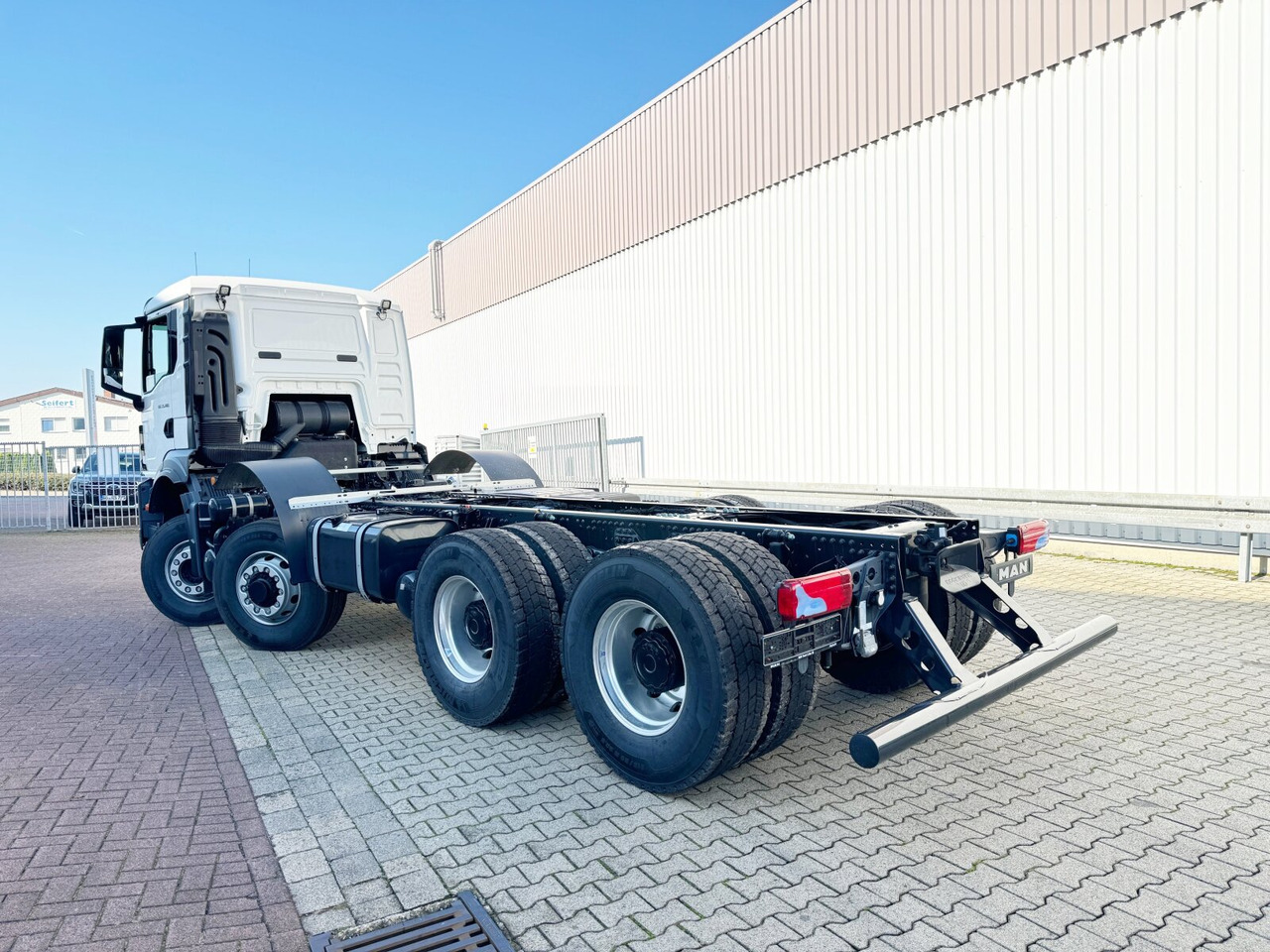 Új Dömper MAN TGS 35.480 8x6H BL CH TGS 35.480 8x6H BL CH, HydroDrive, Navi, Meiller Stahlmulde 18m³: 15 kép. Új Dömper MAN TGS 35.480 8x6H BL CH TGS 35.480 8x6H BL CH, HydroDrive, Navi, Meiller Stahlmulde 18m³: 15 kép.