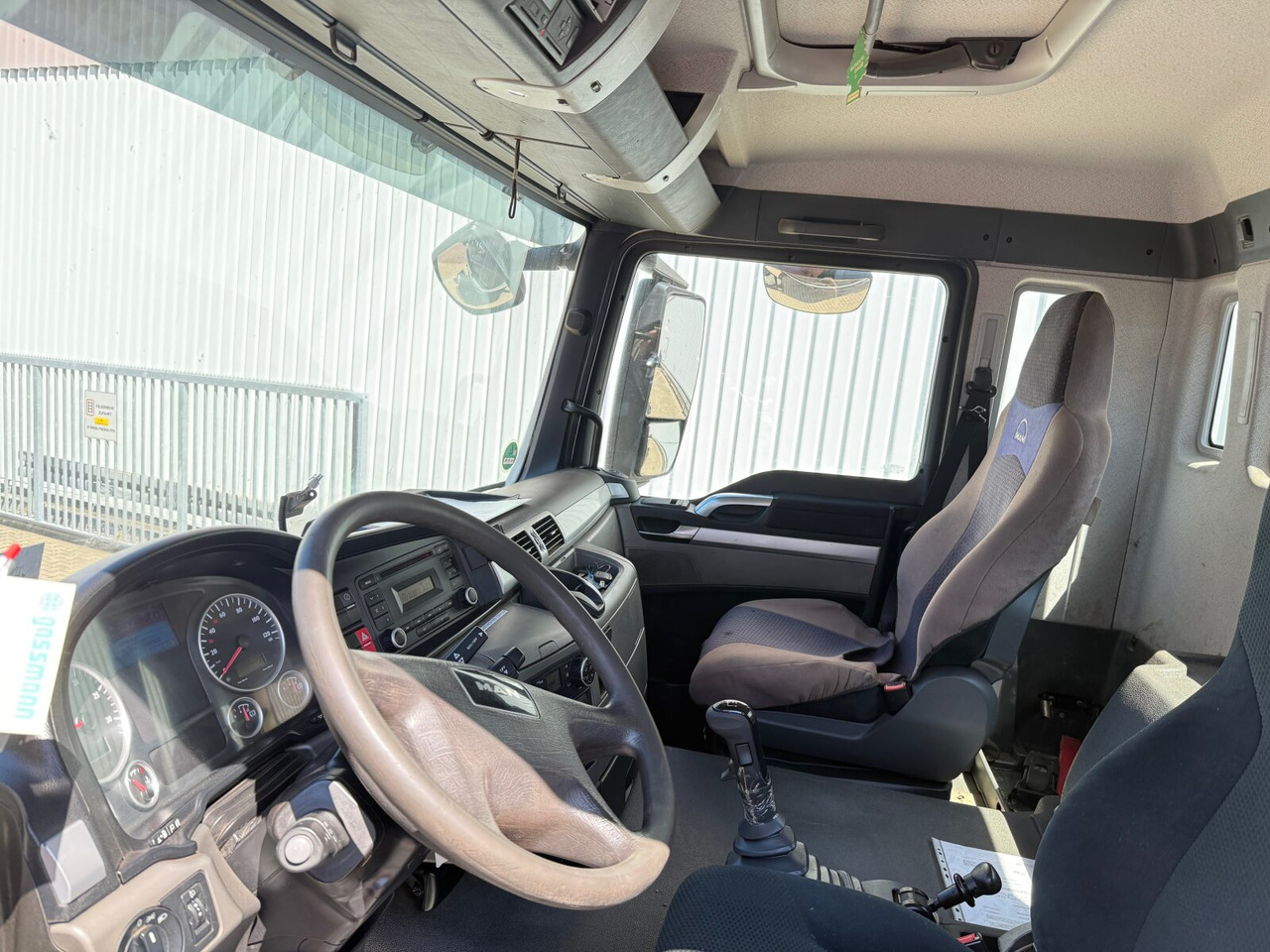 MAN TGS 35.540 8x6H BL TGS 35.540 8x6H BL, HydroDrive, PriTrader, Hiab Abrollkipper bis 7 m - Horgos rakodó teherautó: 3 kép. MAN TGS 35.540 8x6H BL TGS 35.540 8x6H BL, HydroDrive, PriTrader, Hiab Abrollkipper bis 7 m - Horgos rakodó teherautó: 3 kép.