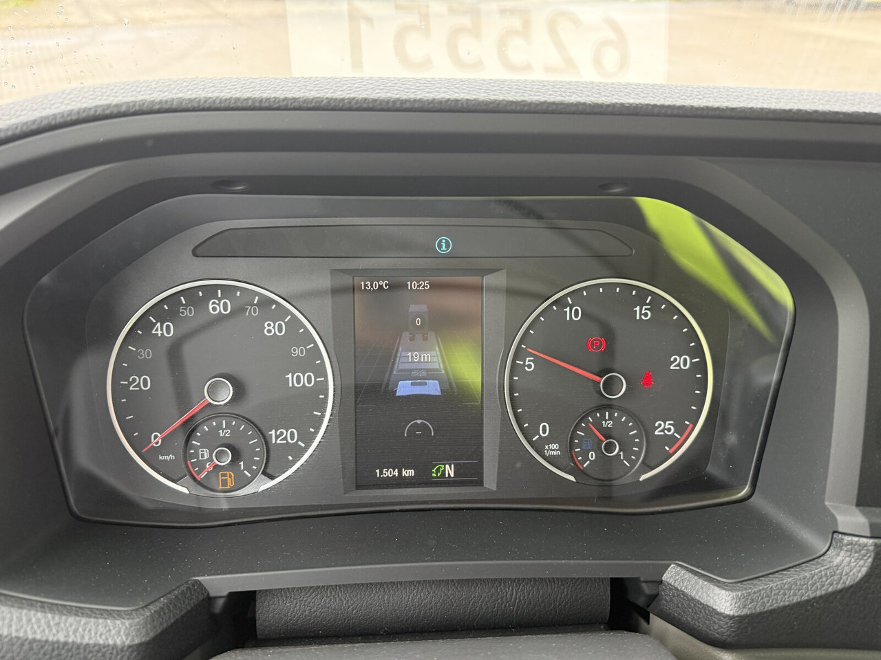 MAN TGX 26.470 6x2-4 BL TGX 26.470 6x2-4 BL, Lenk-/Liftachse, Retarder, Navi, Heckkran Atlas AK 170.2-A2 - Darus autó, Platós teherautó: 4 kép. MAN TGX 26.470 6x2-4 BL TGX 26.470 6x2-4 BL, Lenk-/Liftachse, Retarder, Navi, Heckkran Atlas AK 170.2-A2 - Darus autó, Platós teherautó: 4 kép.