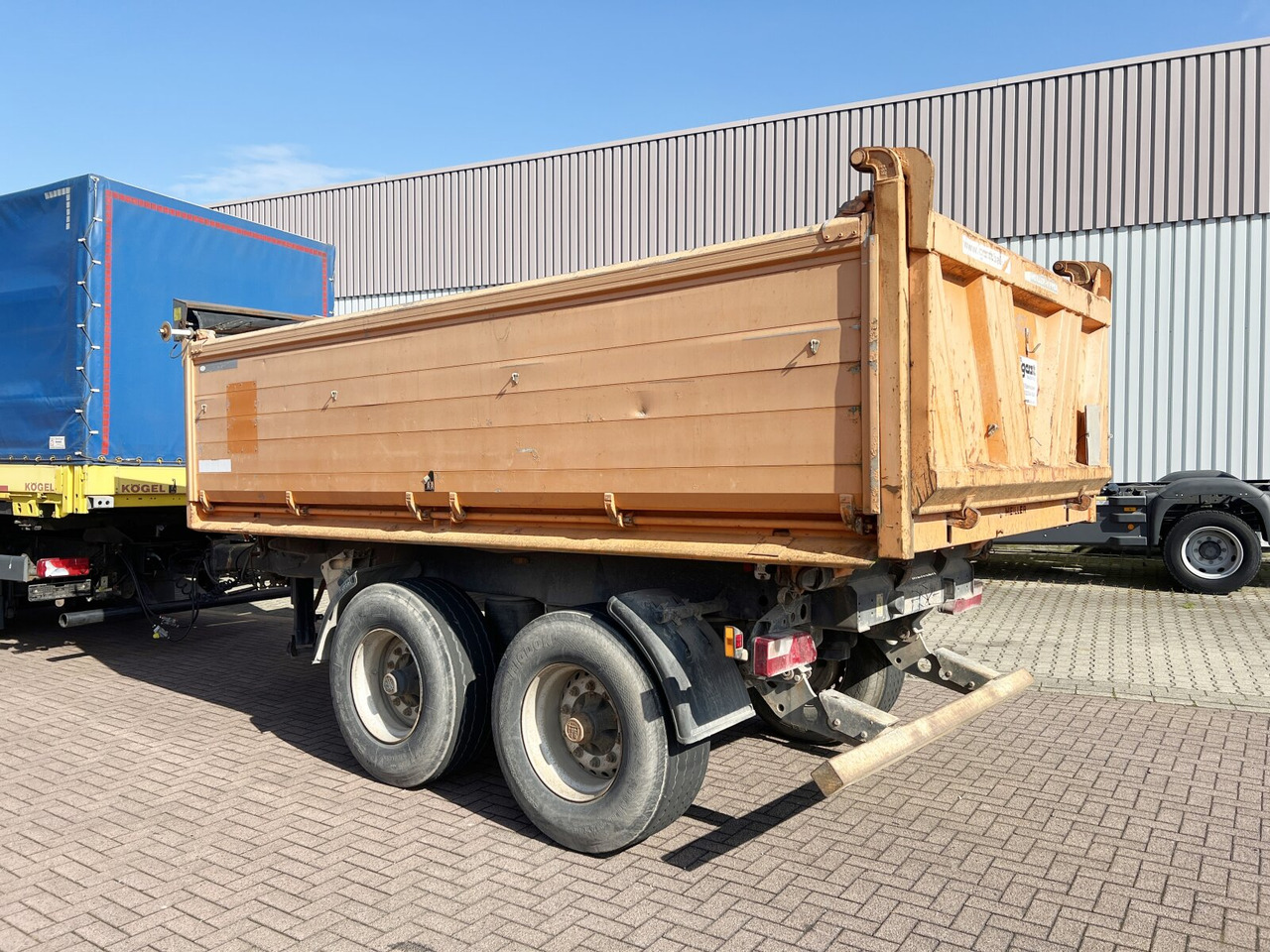 Meiller Meiller MZDA 18/2 Meiller MZDA 18/2, - Pótkocsi billenőplatós: 2 kép. Meiller Meiller MZDA 18/2 Meiller MZDA 18/2, - Pótkocsi billenőplatós: 2 kép.