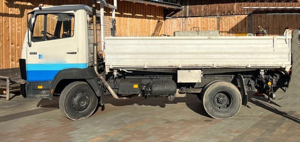 Mercedes-Benz 914 K 4x2 914 K 4x2 - Billenőplatós teherautó: 1 kép. Mercedes-Benz 914 K 4x2 914 K 4x2 - Billenőplatós teherautó: 1 kép.