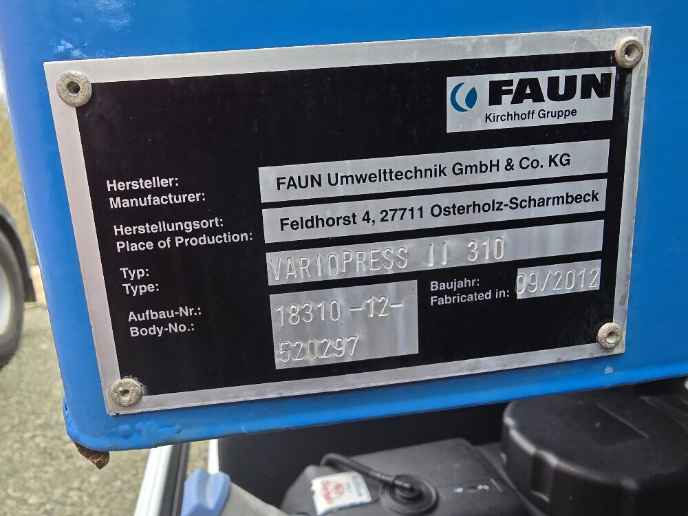 Mercedes-Benz Actros 2032 LA 4x4 Actros 2032 LA 4x4, Faun Variopress 310 ca. 10m³, Zöller Schüttung - Szemetesautó: 4 kép. Mercedes-Benz Actros 2032 LA 4x4 Actros 2032 LA 4x4, Faun Variopress 310 ca. 10m³, Zöller Schüttung - Szemetesautó: 4 kép.