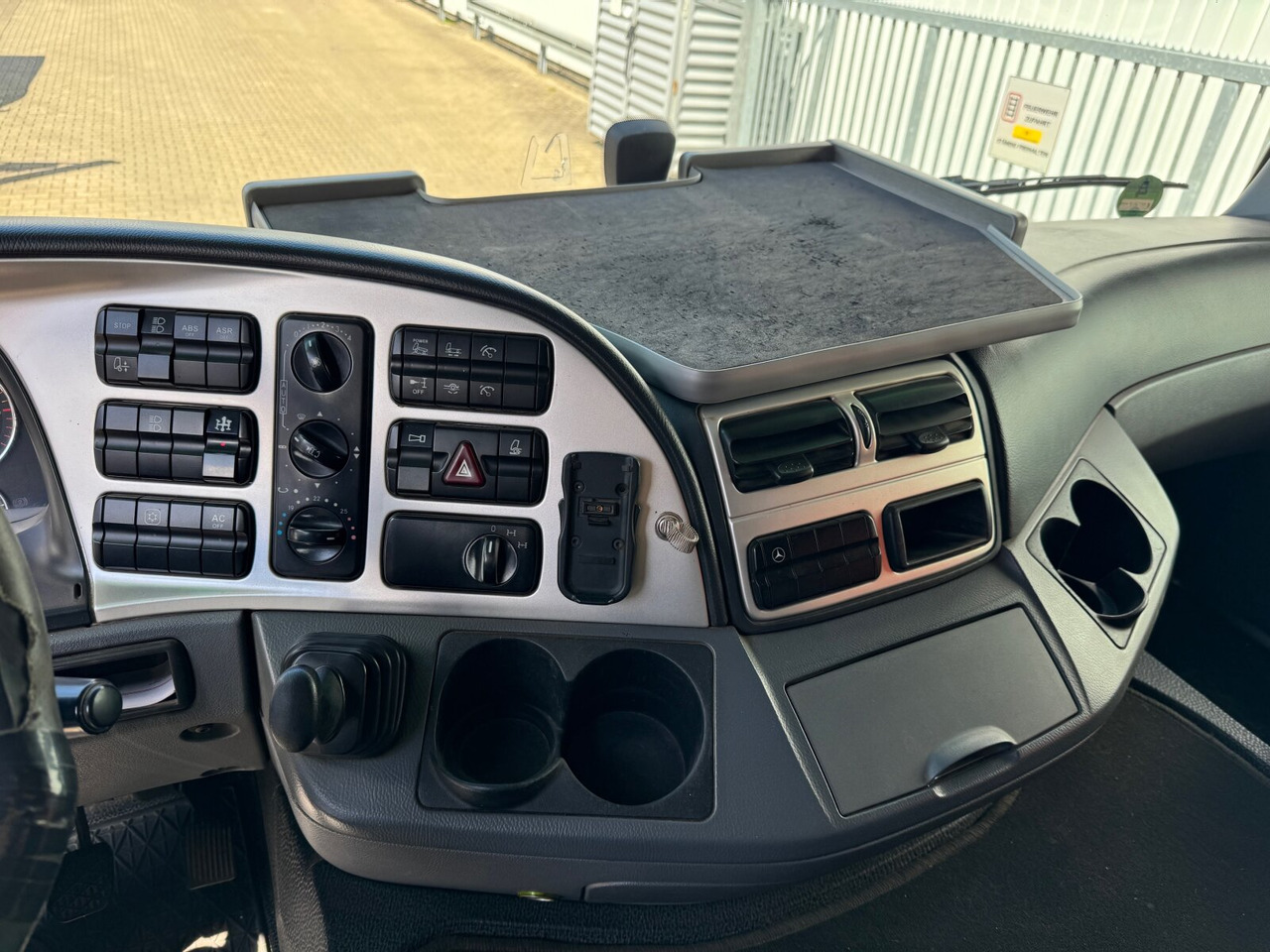 Mercedes-Benz Actros 2648 LK 6x4 Actros 2648 LK 6x4, Retarder, Bordmatik, Bi-Xenon lízing Mercedes-Benz Actros 2648 LK 6x4 Actros 2648 LK 6x4, Retarder, Bordmatik, Bi-Xenon: 7 kép.