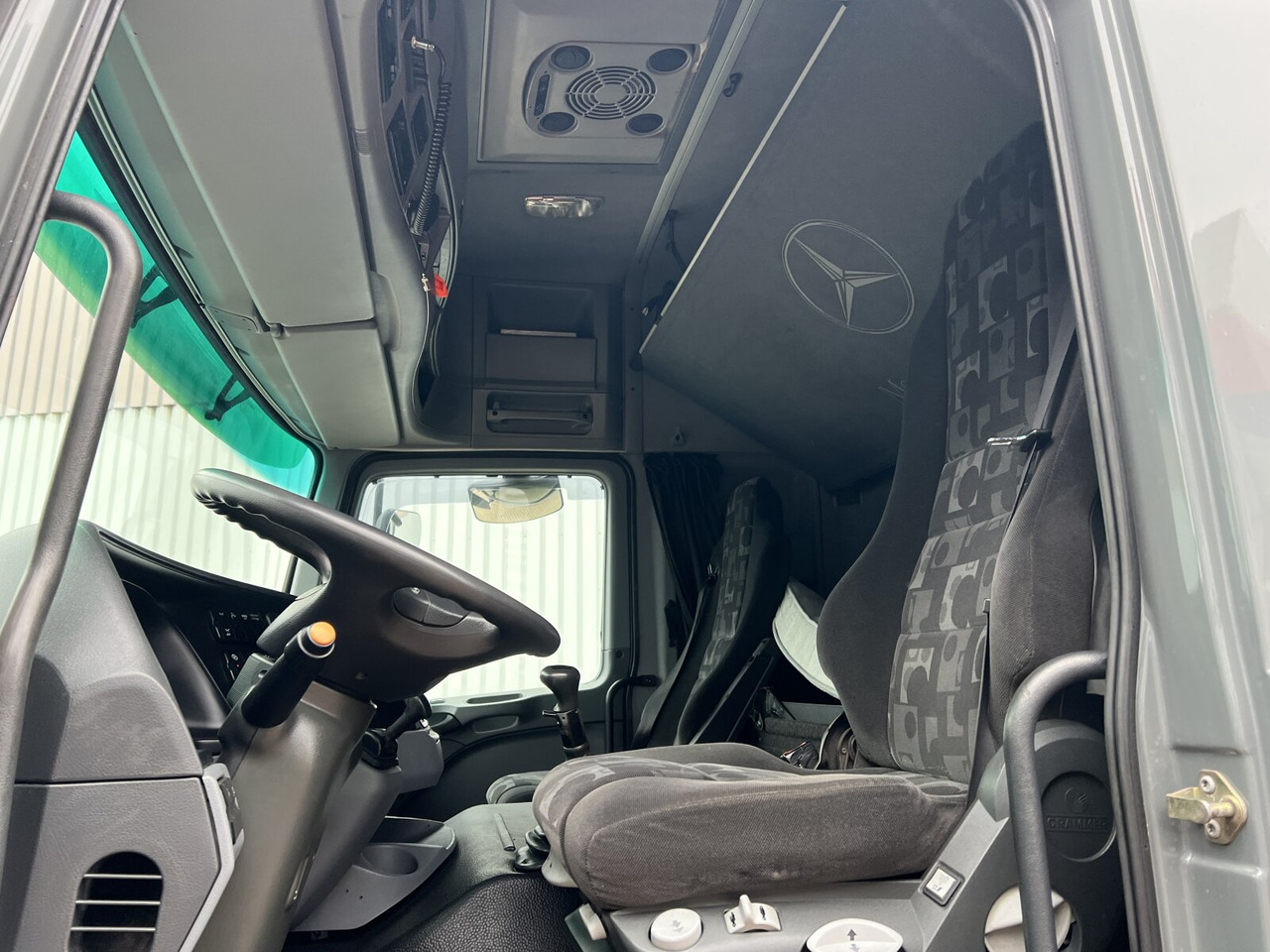 Mercedes-Benz Actros 3346 AK 6x6 Actros 3346 AK 6x6 - Alvaz teherautó: 4 kép. Mercedes-Benz Actros 3346 AK 6x6 Actros 3346 AK 6x6 - Alvaz teherautó: 4 kép.