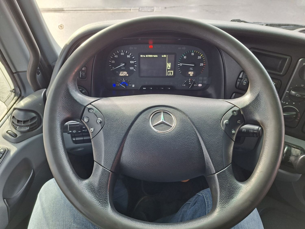 Mercedes-Benz Actros 4146 K 8x4/4 Actros 4146 K 8x4/4, Retarder, Kran Hiab XS 477 E-7 HiPro, Seilwinde, 2x Funk - Horgos rakodó teherautó, Darus autó: 4 kép. Mercedes-Benz Actros 4146 K 8x4/4 Actros 4146 K 8x4/4, Retarder, Kran Hiab XS 477 E-7 HiPro, Seilwinde, 2x Funk - Horgos rakodó teherautó, Darus autó: 4 kép.