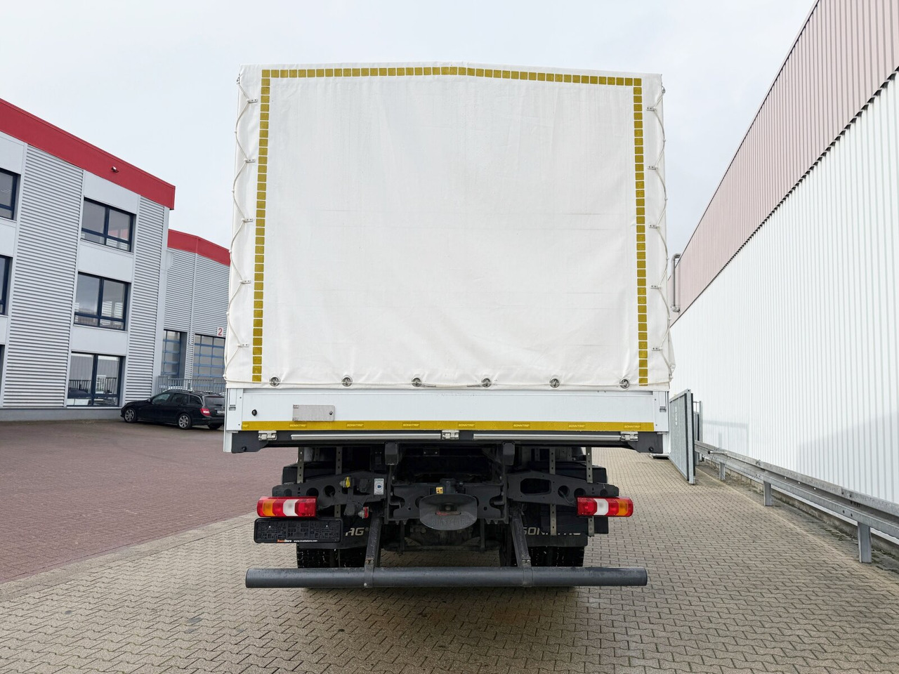 Platós teherautó Mercedes-Benz Arocs 1827/30 A 4x4 Arocs 1827/30 A 4x4, Ex-!: 11 kép.