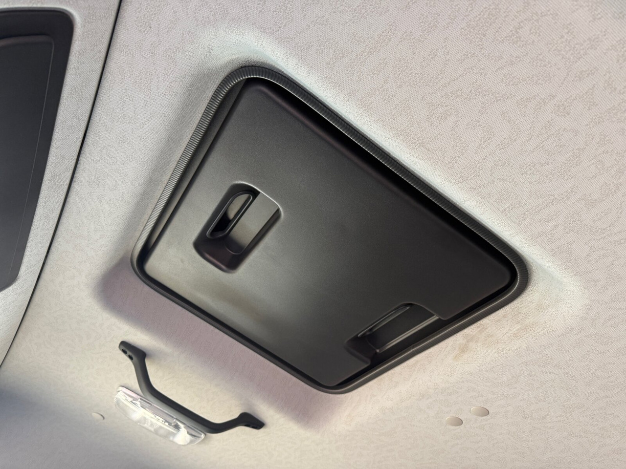 Mercedes-Benz Arocs 1827/30 A 4x4 Arocs 1827/30 A 4x4, mehrfach vorhanden! - Alvaz teherautó: 3 kép. Mercedes-Benz Arocs 1827/30 A 4x4 Arocs 1827/30 A 4x4, mehrfach vorhanden! - Alvaz teherautó: 3 kép.