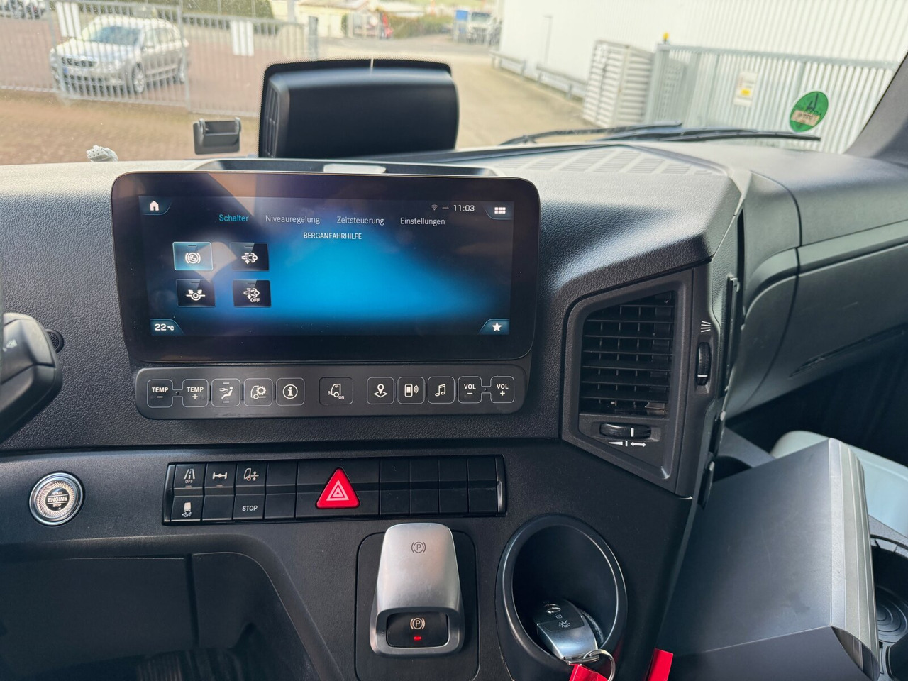 Mercedes-Benz Arocs 1840 L 4x2 Arocs 1840 L 4x2, MultimediaCockpit, Navi - Autószállító teherautó: 3 kép. Mercedes-Benz Arocs 1840 L 4x2 Arocs 1840 L 4x2, MultimediaCockpit, Navi - Autószállító teherautó: 3 kép.