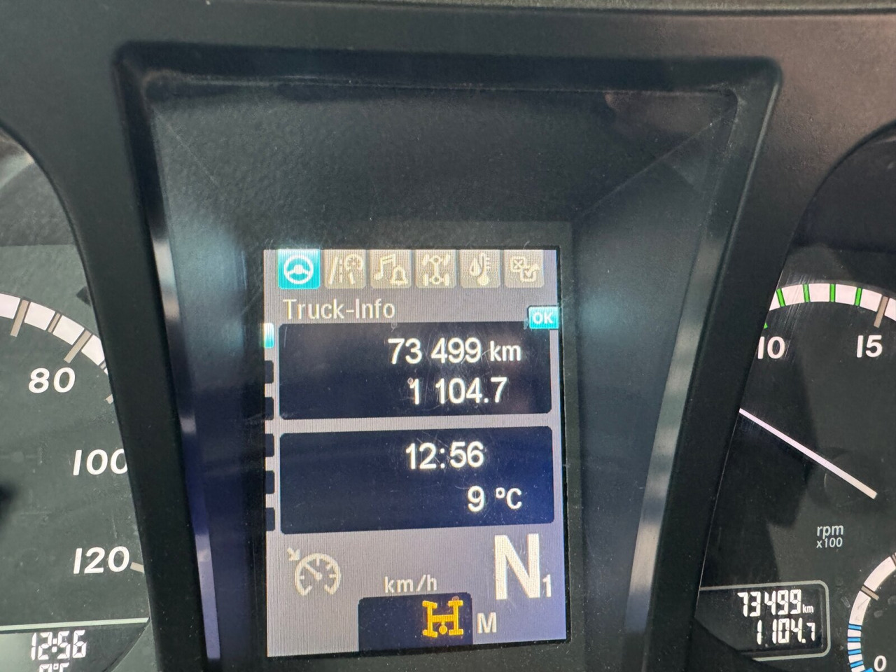 Mercedes-Benz Arocs 2036 AK 4x4 Arocs 2036 AK 4x4, Grounder, Motorabtrieb, Bordmatik, Winterdienstausstattung - Billenőplatós teherautó: 5 kép. Mercedes-Benz Arocs 2036 AK 4x4 Arocs 2036 AK 4x4, Grounder, Motorabtrieb, Bordmatik, Winterdienstausstattung - Billenőplatós teherautó: 5 kép.