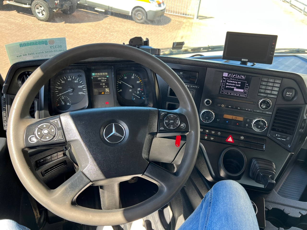 Mercedes-Benz Arocs 2045 AK 4x4 Arocs 2045 AK 4x4, GROUNDER, Funk - Konténerszállító: 2 kép. Mercedes-Benz Arocs 2045 AK 4x4 Arocs 2045 AK 4x4, GROUNDER, Funk - Konténerszállító: 2 kép.