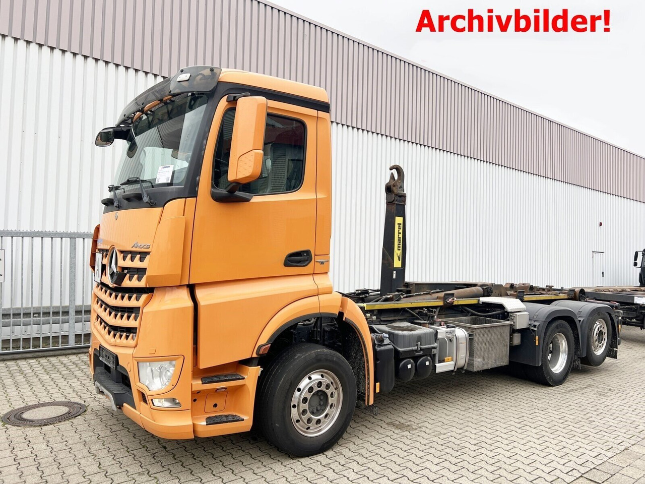 Mercedes-Benz Arocs 2552 L 6x2 Arocs 2552 L 6x2, Lenk-/Liftachse - Horgos rakodó teherautó: 1 kép. Mercedes-Benz Arocs 2552 L 6x2 Arocs 2552 L 6x2, Lenk-/Liftachse - Horgos rakodó teherautó: 1 kép.