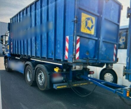 Mercedes-Benz Arocs 2553 L 6x2 Arocs 2553 L 6x2, Lenk-/Liftachse, Navi - Horgos rakodó teherautó: 3 kép. Mercedes-Benz Arocs 2553 L 6x2 Arocs 2553 L 6x2, Lenk-/Liftachse, Navi - Horgos rakodó teherautó: 3 kép.