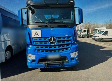 Mercedes-Benz Arocs 2553 L 6x2 Arocs 2553 L 6x2, Lenk-/Liftachse, Navi - Horgos rakodó teherautó: 2 kép. Mercedes-Benz Arocs 2553 L 6x2 Arocs 2553 L 6x2, Lenk-/Liftachse, Navi - Horgos rakodó teherautó: 2 kép.