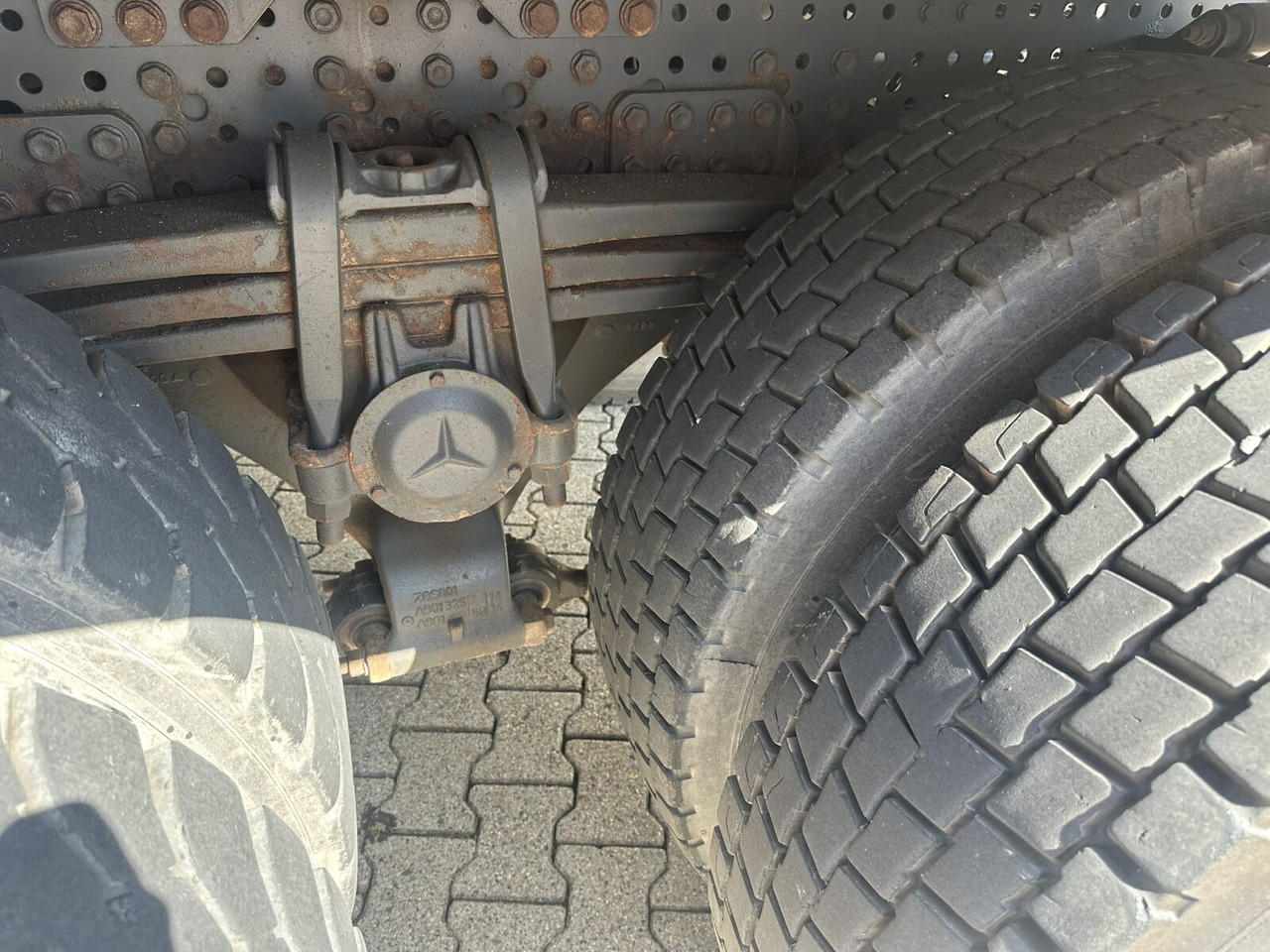 Mercedes-Benz Arocs 2645 K 6x4 Arocs 2645 K 6x4, Retarder - Billenőplatós teherautó: 4 kép. Mercedes-Benz Arocs 2645 K 6x4 Arocs 2645 K 6x4, Retarder - Billenőplatós teherautó: 4 kép.