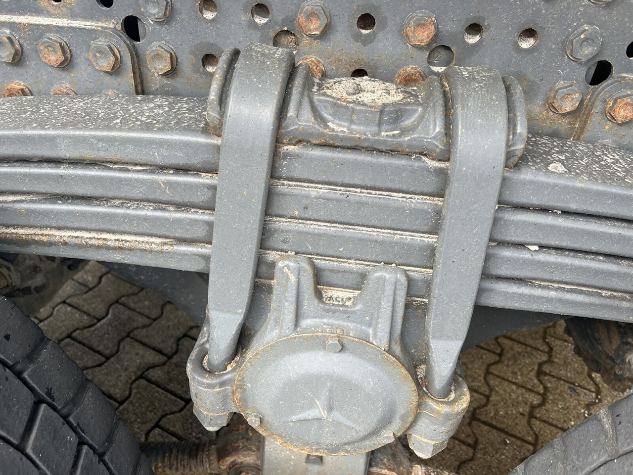 Dömper Mercedes-Benz Arocs 3253 K 8x4/4 Arocs 3253 K 8x4/4, Retarder, Stahlmulde ca. 15m³, hydr. Heckklappenöffnung: 14 kép. Dömper Mercedes-Benz Arocs 3253 K 8x4/4 Arocs 3253 K 8x4/4, Retarder, Stahlmulde ca. 15m³, hydr. Heckklappenöffnung: 14 kép.