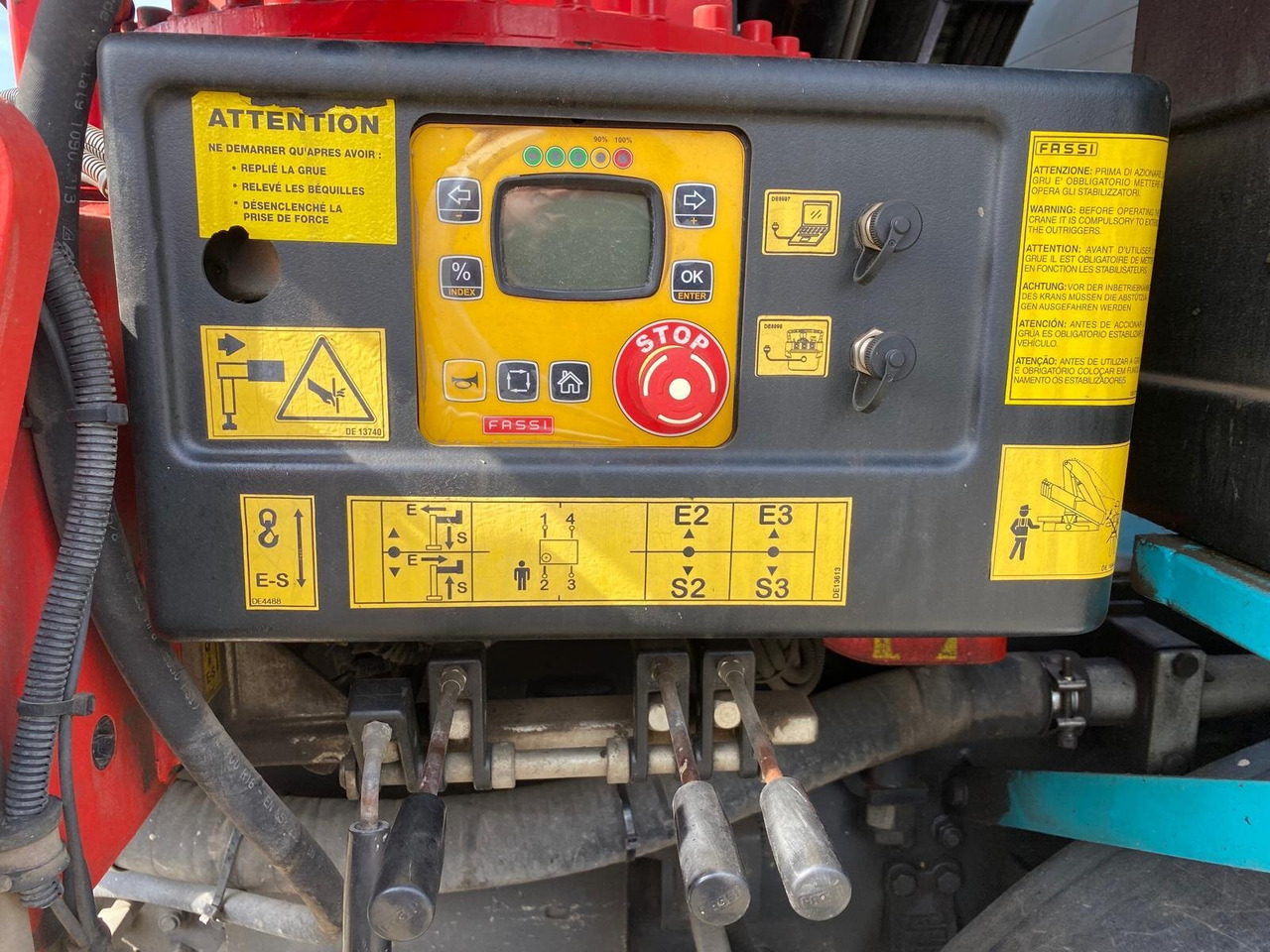 Mercedes-Benz Arocs 4151 K 8x4 Arocs 4151 K 8x4, Fassi Heckkran F 365 RA. 2.26 E Dynamic Funk - Darus autó, Platós teherautó: 4 kép. Mercedes-Benz Arocs 4151 K 8x4 Arocs 4151 K 8x4, Fassi Heckkran F 365 RA. 2.26 E Dynamic Funk - Darus autó, Platós teherautó: 4 kép.