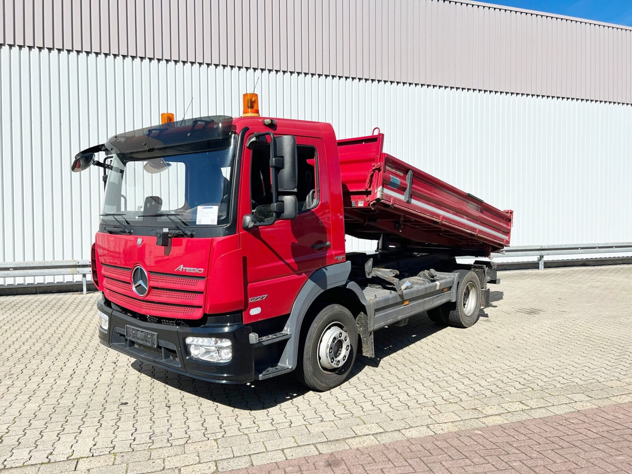Mercedes-Benz Atego 1227 K 4x2 Atego 1227 K 4x2, Meiller Kipper - Billenőplatós teherautó: 1 kép. Mercedes-Benz Atego 1227 K 4x2 Atego 1227 K 4x2, Meiller Kipper - Billenőplatós teherautó: 1 kép.