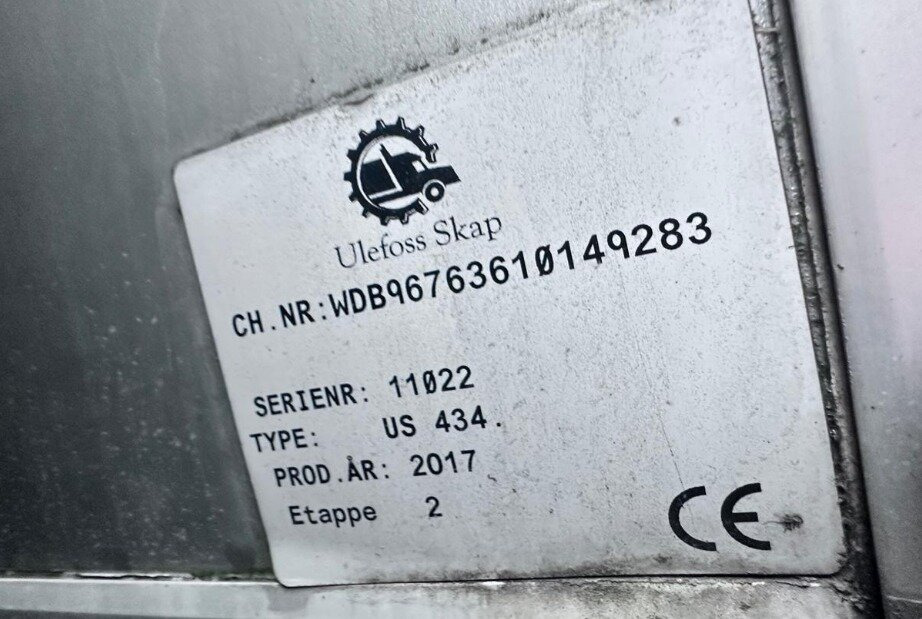 Mercedes-Benz Atego 1330 4x4 Atego 1330 4x4, Iso-Koffer mit Heizung und LBW - Dobozos felépítményű teherautó: 3 kép. Mercedes-Benz Atego 1330 4x4 Atego 1330 4x4, Iso-Koffer mit Heizung und LBW - Dobozos felépítményű teherautó: 3 kép.