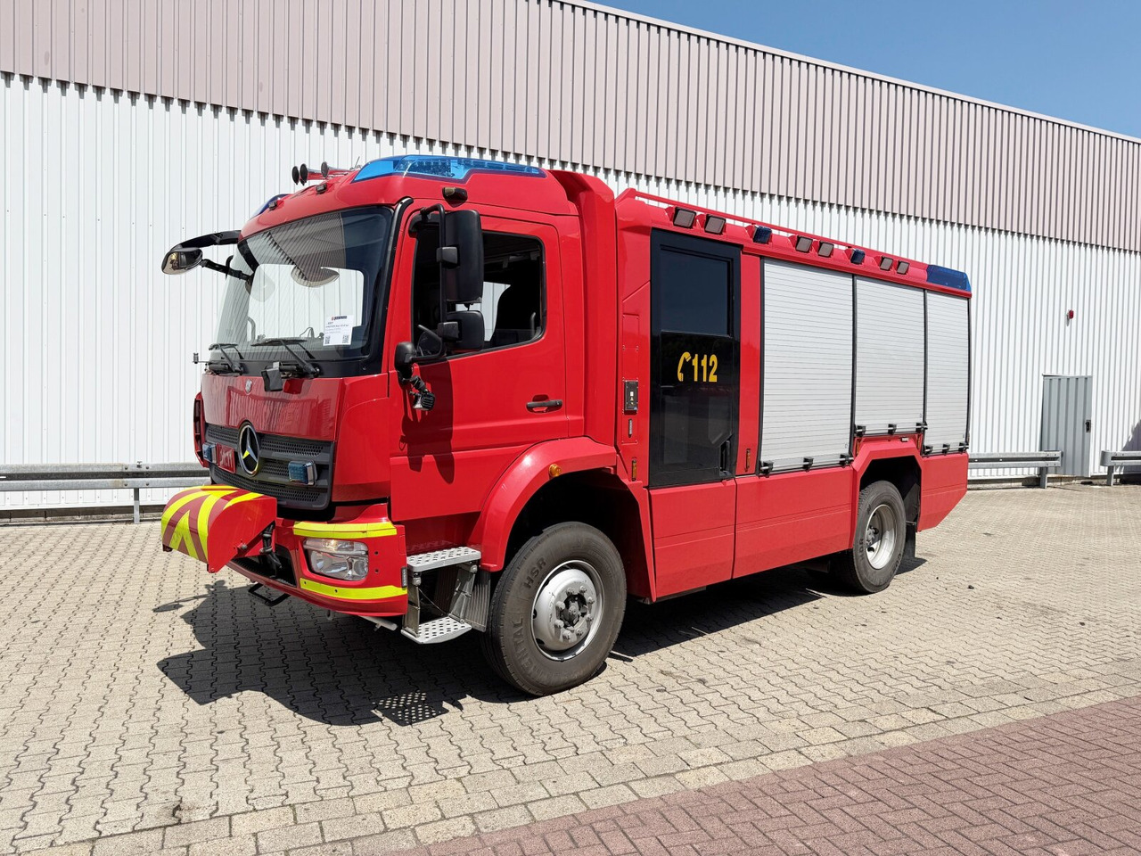 Mercedes-Benz Atego 1530 AF 4x4 Atego 1530 AF 4x4, Rosenbauer TLF, Retarder - Tűzoltóautó: 1 kép. Mercedes-Benz Atego 1530 AF 4x4 Atego 1530 AF 4x4, Rosenbauer TLF, Retarder - Tűzoltóautó: 1 kép.