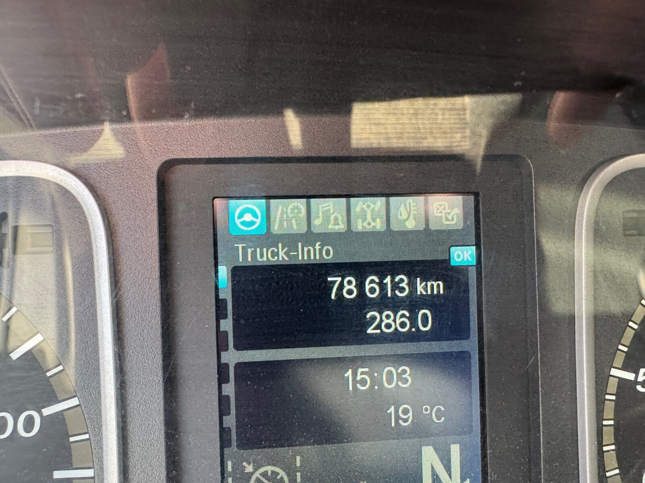 Mercedes-Benz Atego 1530 K 4x2 Atego 1530 K 4x2, Meiller 3-Seiten, 2x AHK - Billenőplatós teherautó: 4 kép. Mercedes-Benz Atego 1530 K 4x2 Atego 1530 K 4x2, Meiller 3-Seiten, 2x AHK - Billenőplatós teherautó: 4 kép.