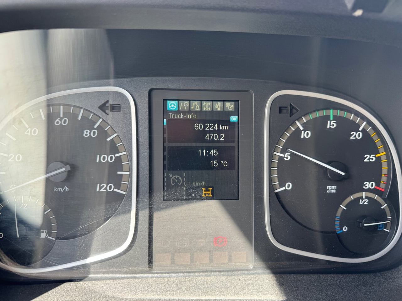 Mercedes-Benz Atego 1630 K 4x2 Atego 1630 K 4x2, 2x AHK - Billenőplatós teherautó: 3 kép. Mercedes-Benz Atego 1630 K 4x2 Atego 1630 K 4x2, 2x AHK - Billenőplatós teherautó: 3 kép.